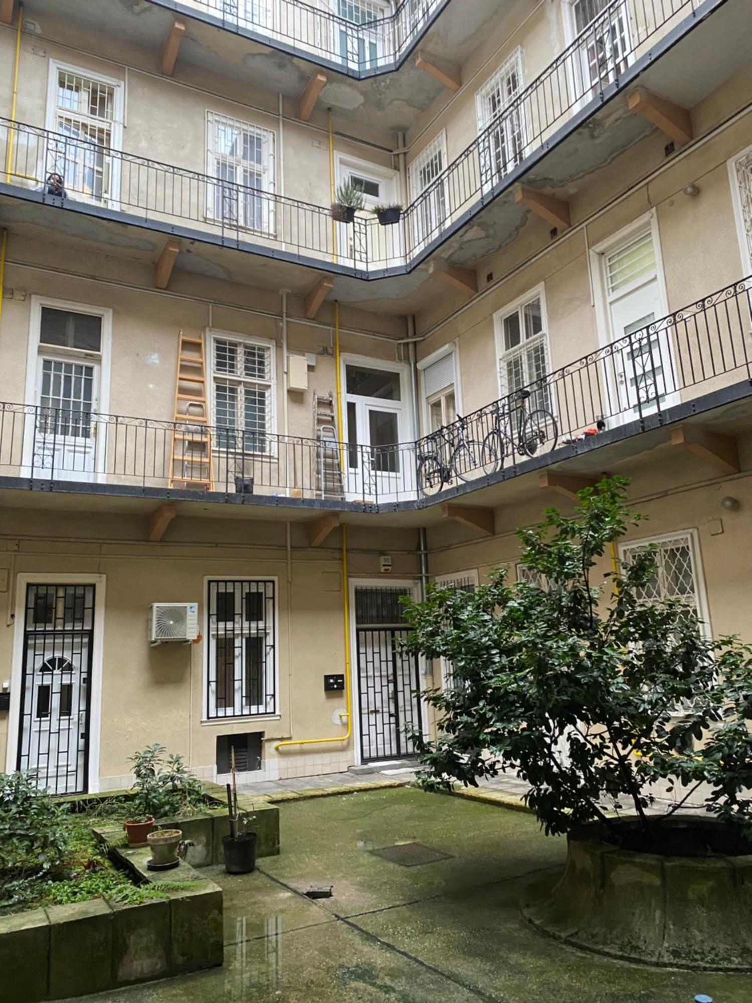 Dembinszky Utca Apartment